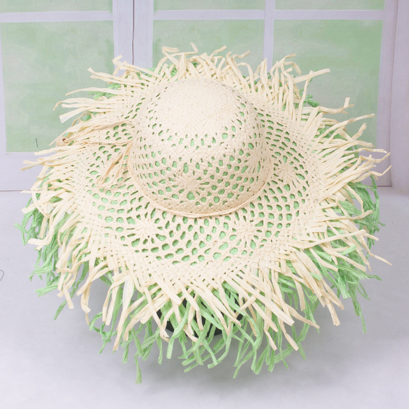 Beach large brimmed straw hat