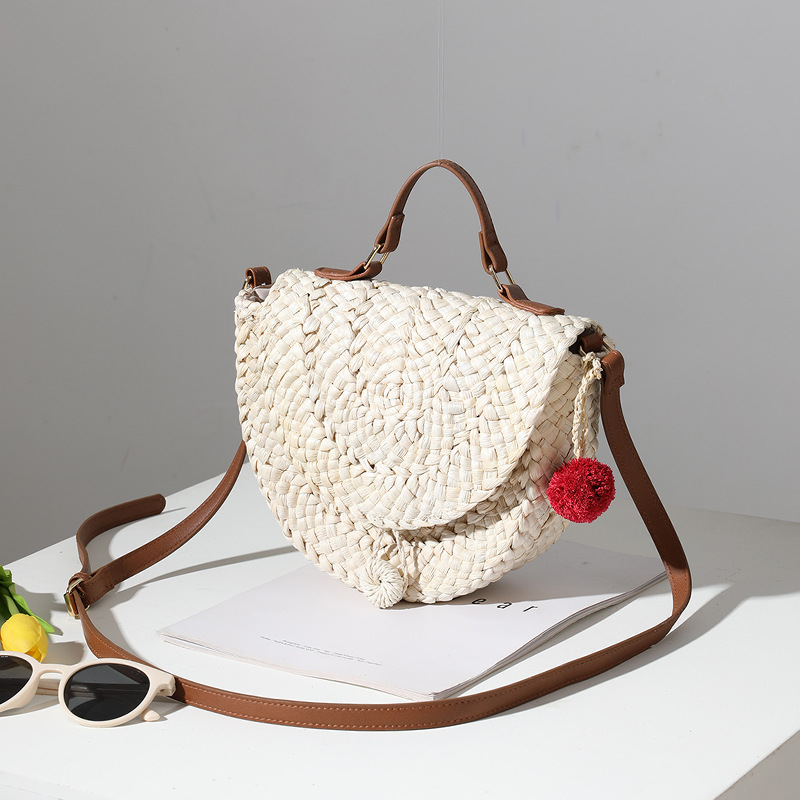 Environmentally friendly straw woven bags